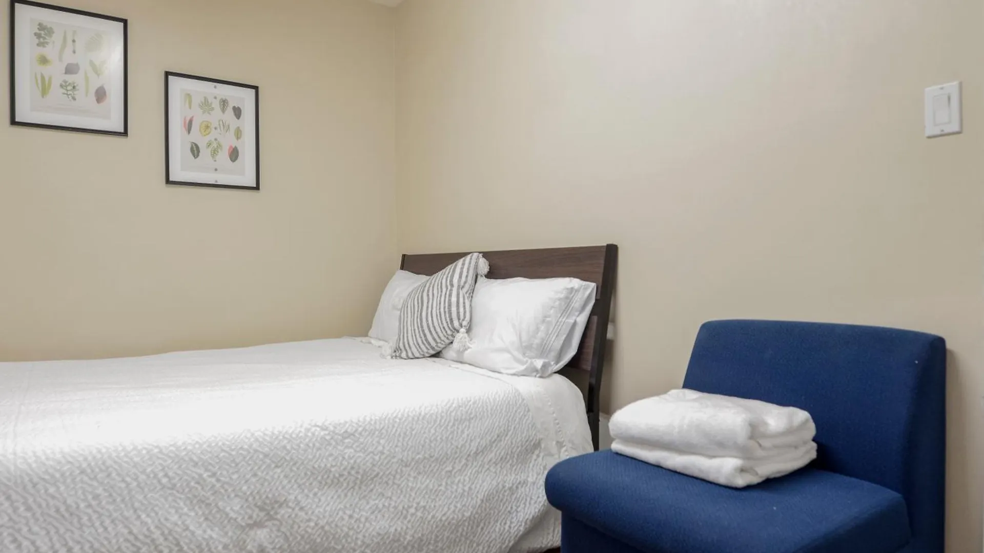 Convenient Urban Retreat Hotel Vancouver 0*,  Canada